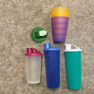 Tupperware Cup lot set
